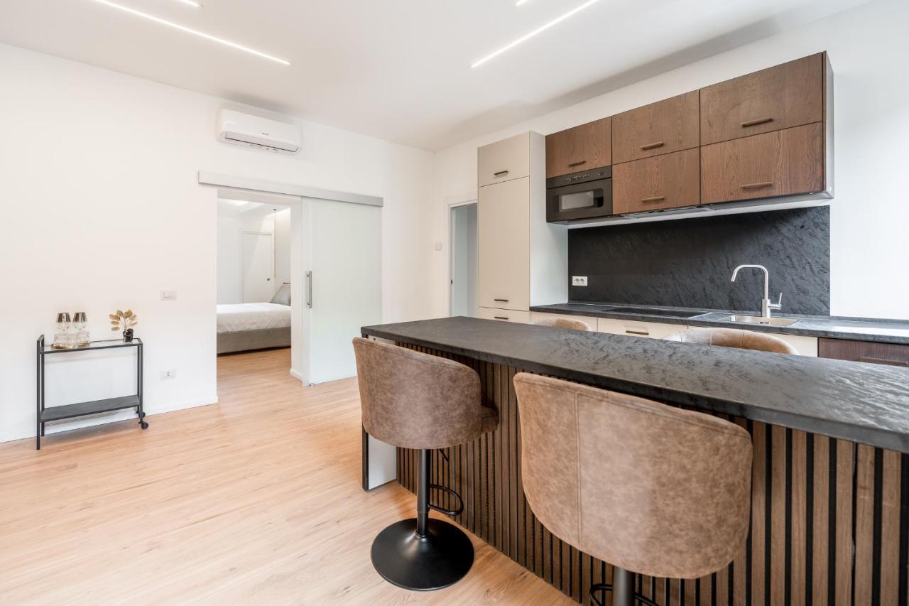 Bilocale Moderno - City Center Mediolan Zewnętrze zdjęcie